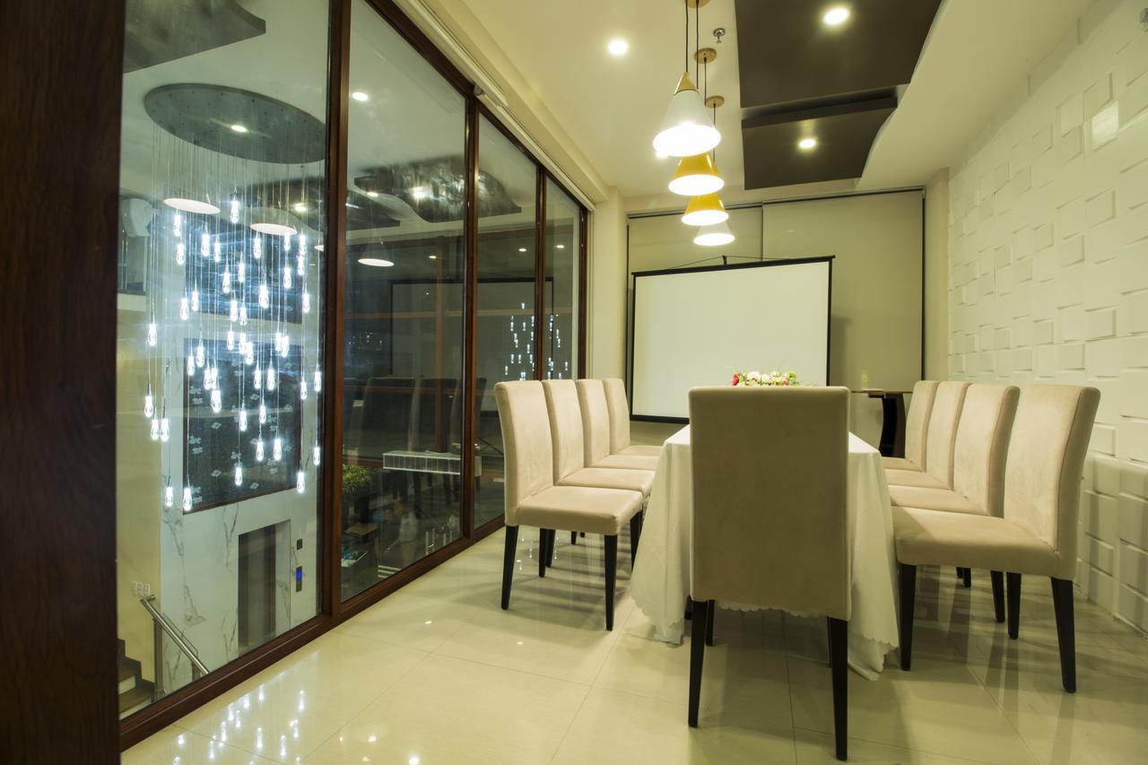 קאלבאיוג Baypark Hotel מראה חיצוני תמונה