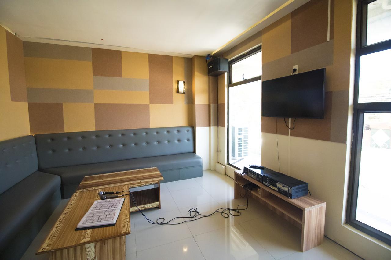 קאלבאיוג Baypark Hotel מראה חיצוני תמונה